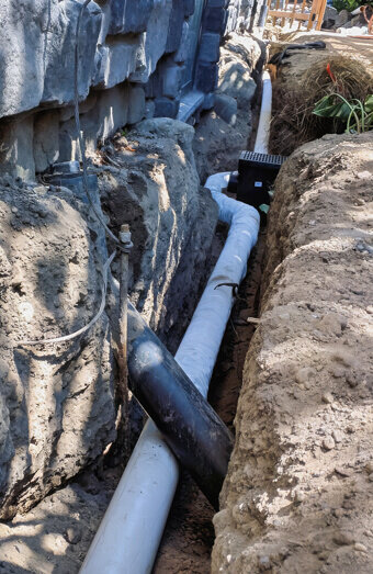 https://plumbermounthawthorn.com.au/uploads/2025/06/blocked-drains-220028.jpg