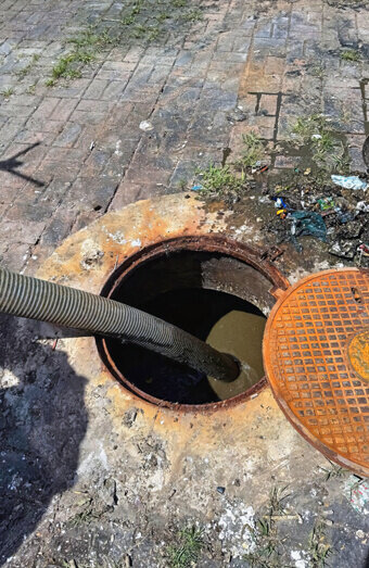 https://plumbermounthawthorn.com.au/uploads/2025/06/blocked-drains-256136.jpg