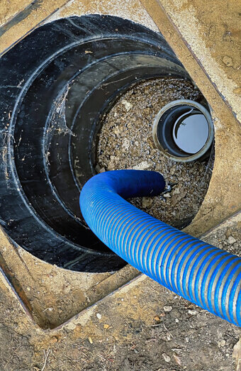 https://plumbermounthawthorn.com.au/uploads/2025/06/pipe-relining-84958.jpg